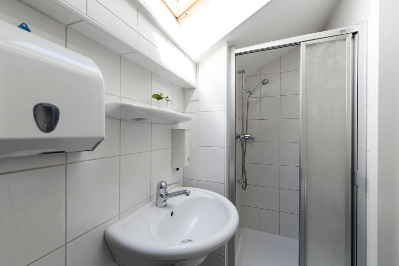 Guesthouse Sonnegg ハイリゲンシュヴェンディ エクステリア 写真