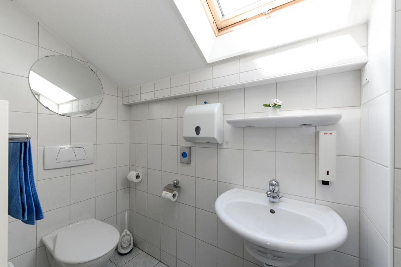 Guesthouse Sonnegg ハイリゲンシュヴェンディ エクステリア 写真